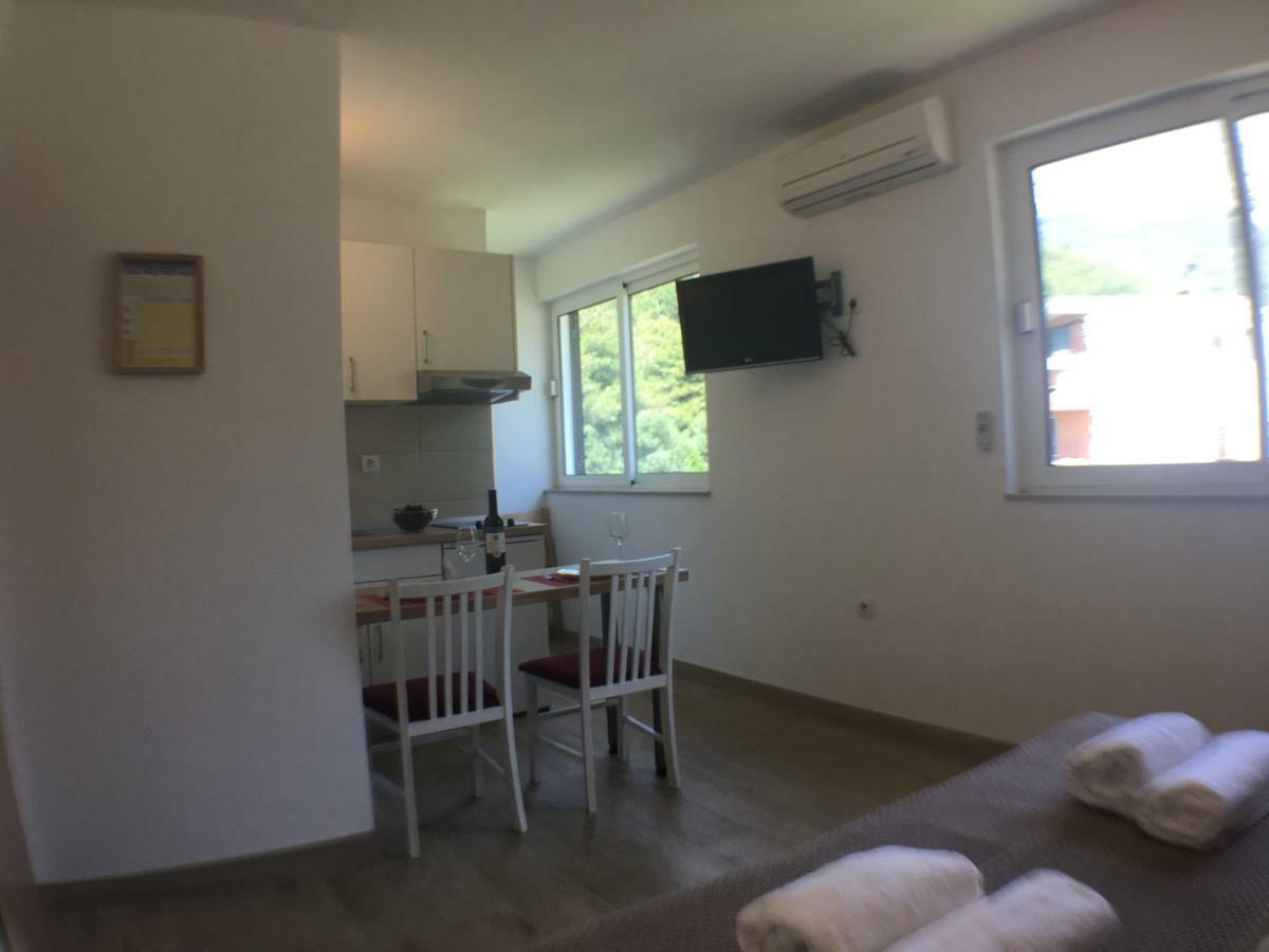 Apartment Bilalovic Zaostrog Eksteriør billede